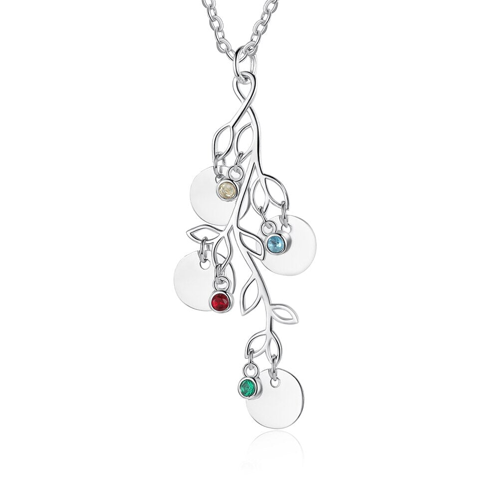 Collana con nome dell'albero genealogico personalizzato da donna