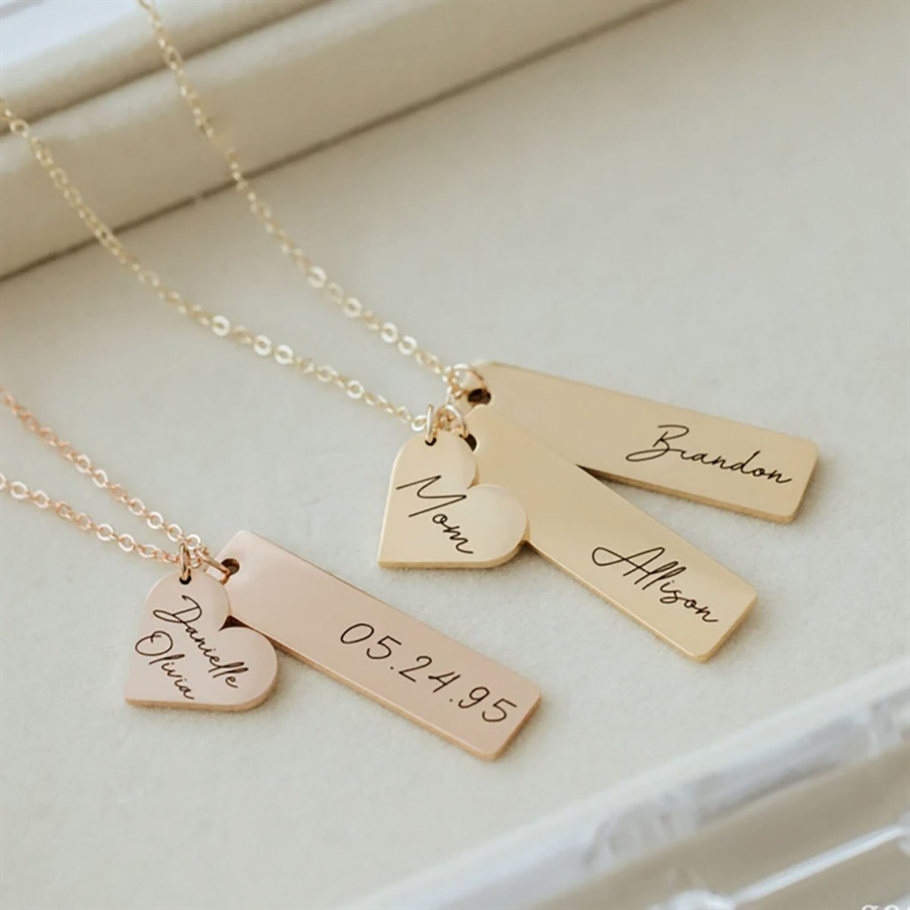 Heart-shaped Necklace Personalized Engraved Name Text Pendant