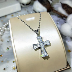 Luxury Women White Crystal Pendant Necklace Charm Silver Color Chain Necklace