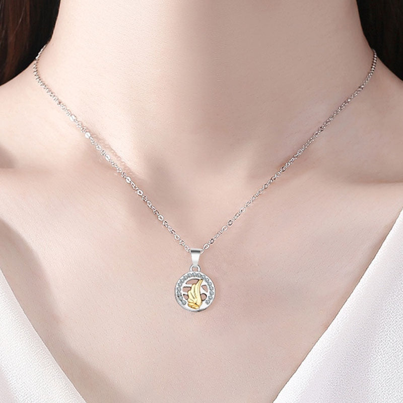 Il magnete della collana della coppia di ali della luna del sole attira la collana di San Valentino alla moda semplice