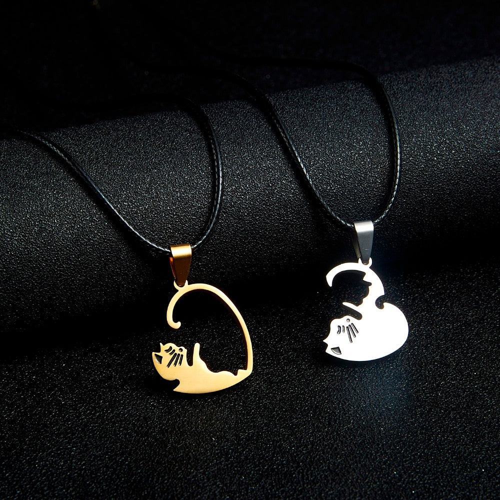 Black White Cat Stitching Necklace Friendship Heart Shape Gold White Cat Cute Couple Jewelry