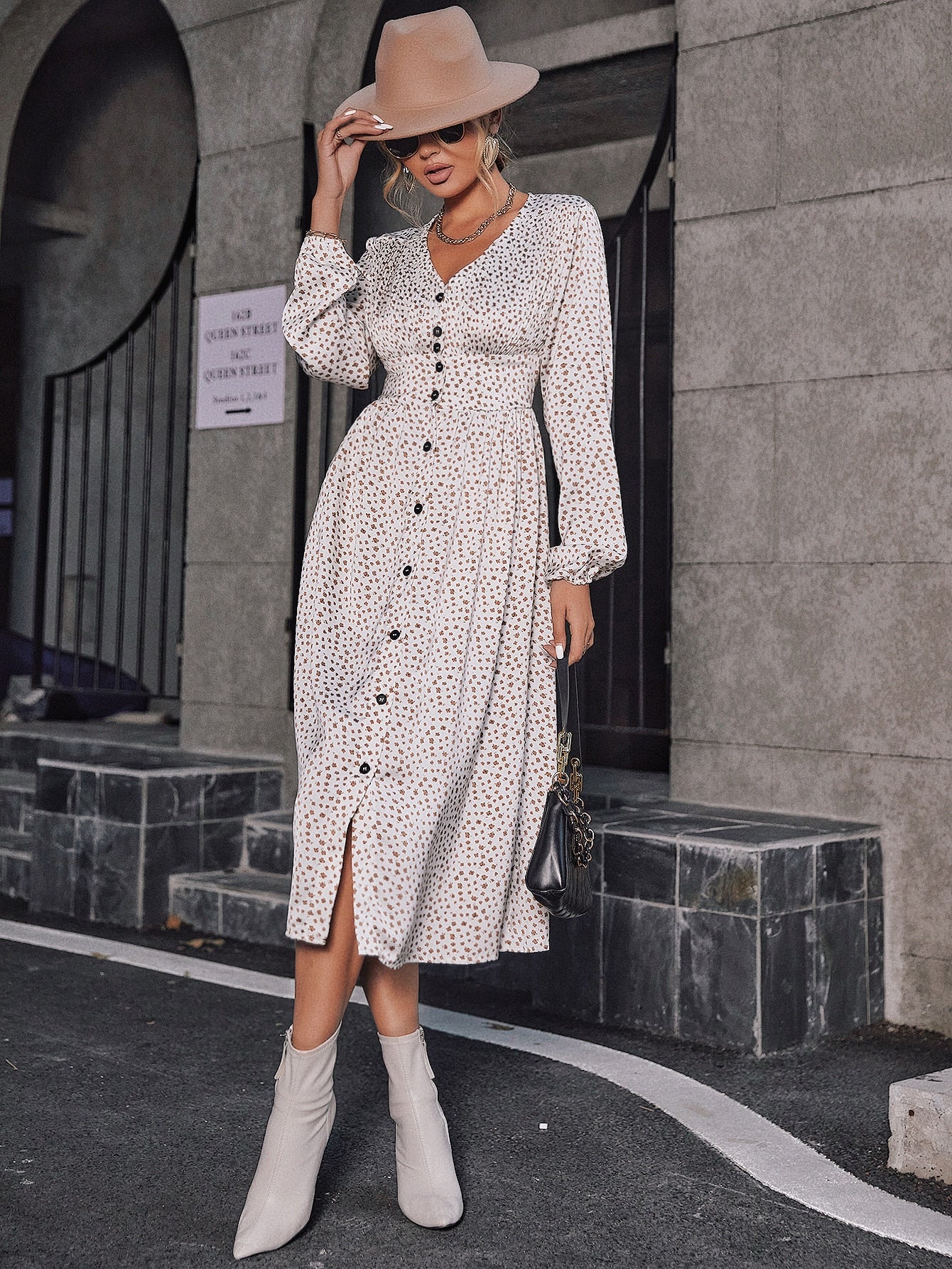 Retro pleated v-neck buttons A-line floral Elegant high waist maxi dress Long lantern sleeves vestido female