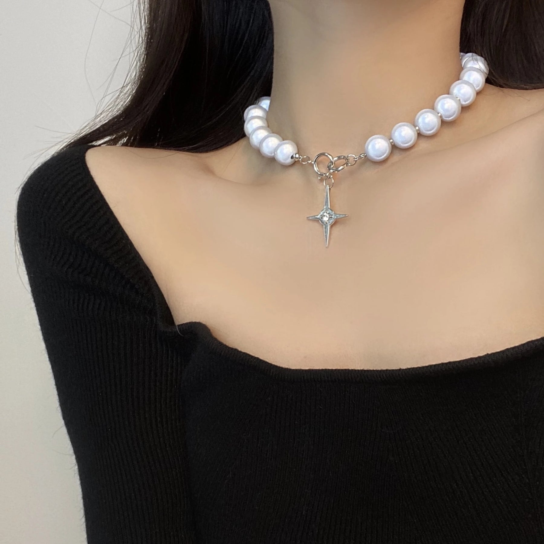 Perline luminose Collana con cuciture di perle Girocollo Croce Ciondolo Clavicola Gioielli per feste dolci