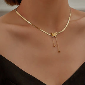 Collana di perle a onda d'acqua per donna Collana con colletto a forma geometrica in metallo grande e affascinante