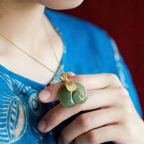 Vintage White Hetian Jade Elephant Pendant 18K Gold Plated Chain Necklace