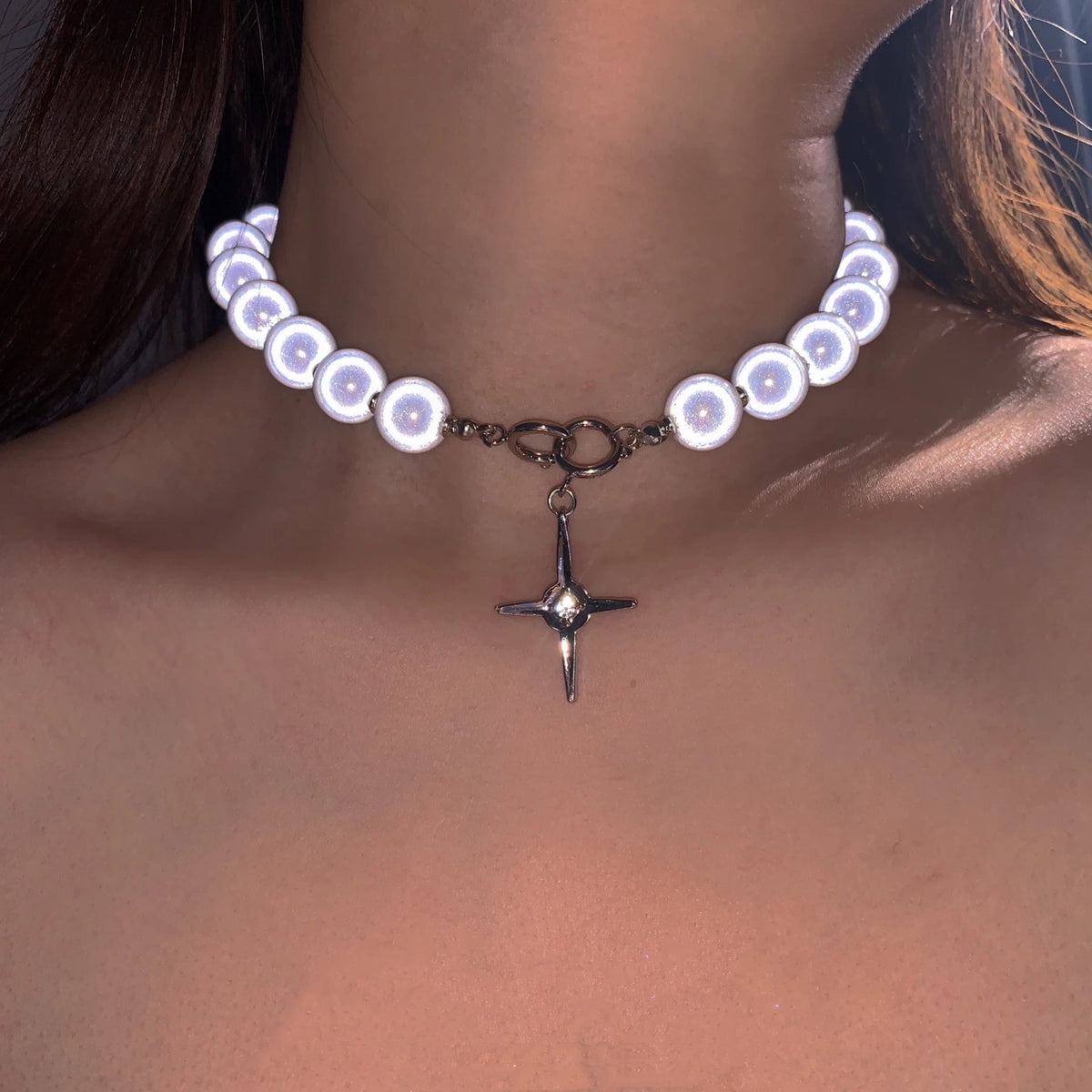 Perline luminose Collana con cuciture di perle Girocollo Croce Ciondolo Clavicola Gioielli per feste dolci