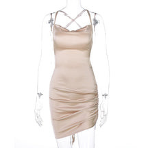 Satin-Frauen-Träger-Minikleid mit Rüschen, Schnürung, Kreuzbandage, rückenfrei, figurbetont, sexy Party, elegant