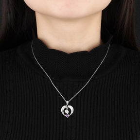 Collana con nome personalizzato a forma di cuore con pietra portafortuna