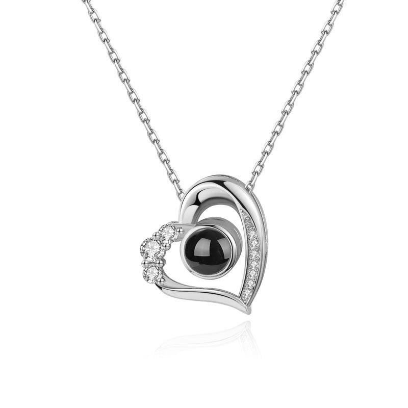 Heart Shaped Projection necklace