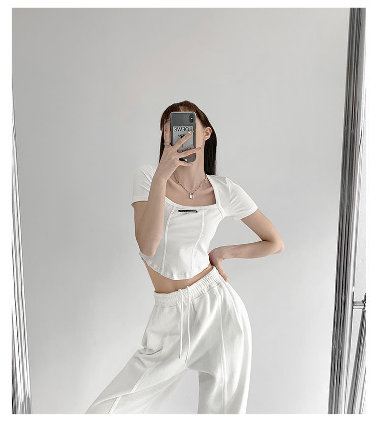 Gebogene Crop Tops Damen Sommer Quadratischer Kragen Kurzarm T-Shirt Mode Schlanke Frau