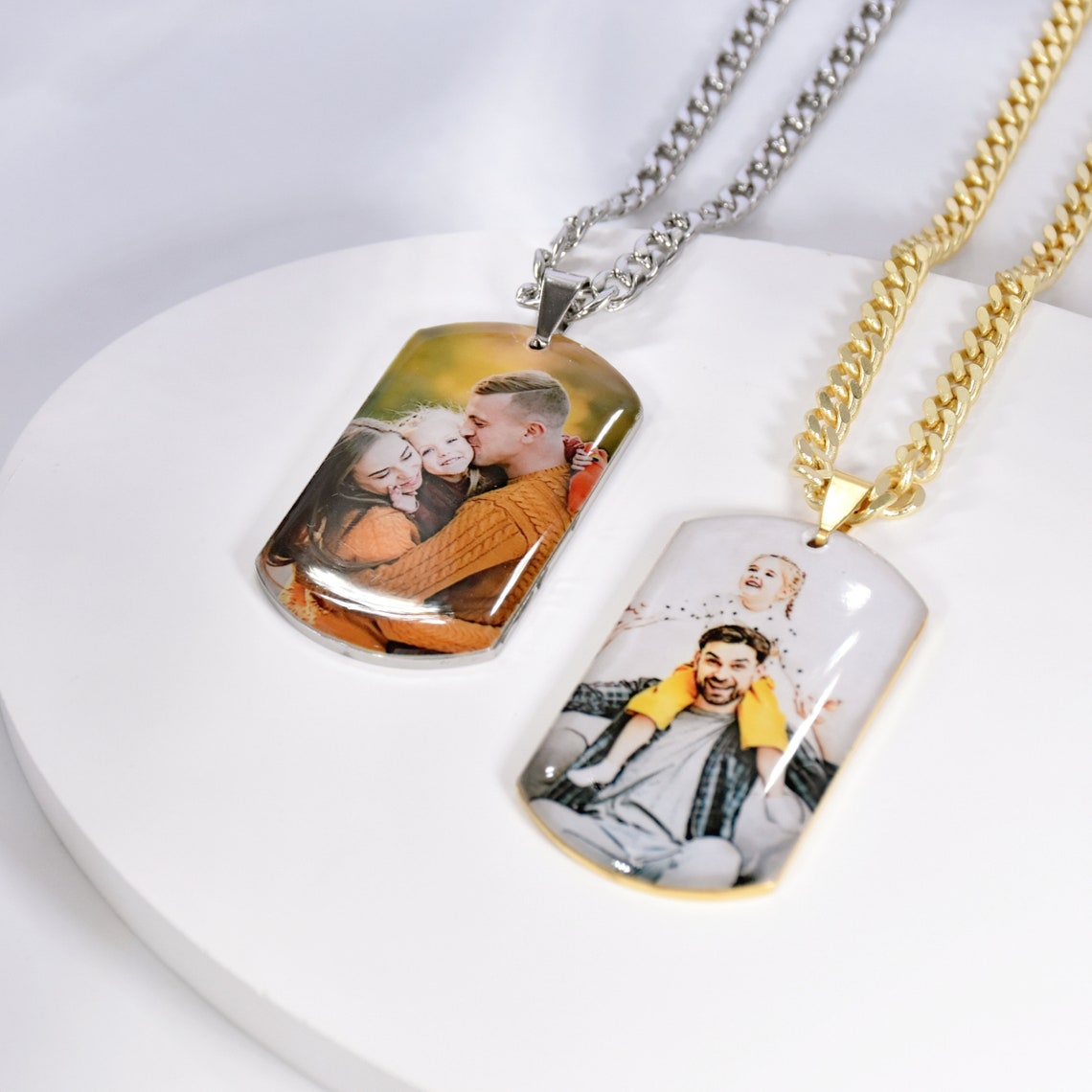 Collana con foto personalizzata Ciondolo con immagine con testo inciso Gioielli commemorativi per la famiglia