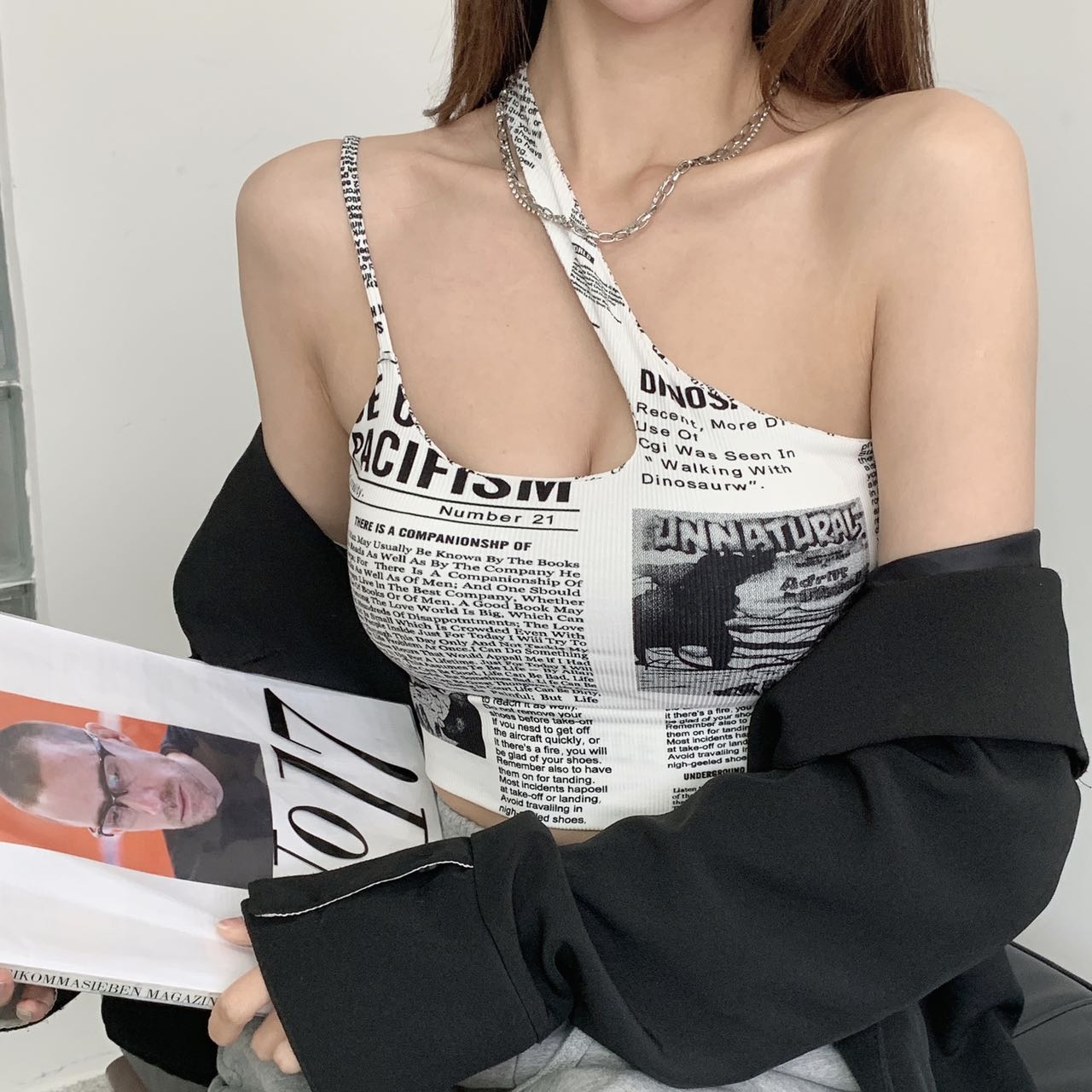 Newspaper Print Camisole Women Slanted Shoulder Hollow Sleeveless Tops Beautiful Back Woman