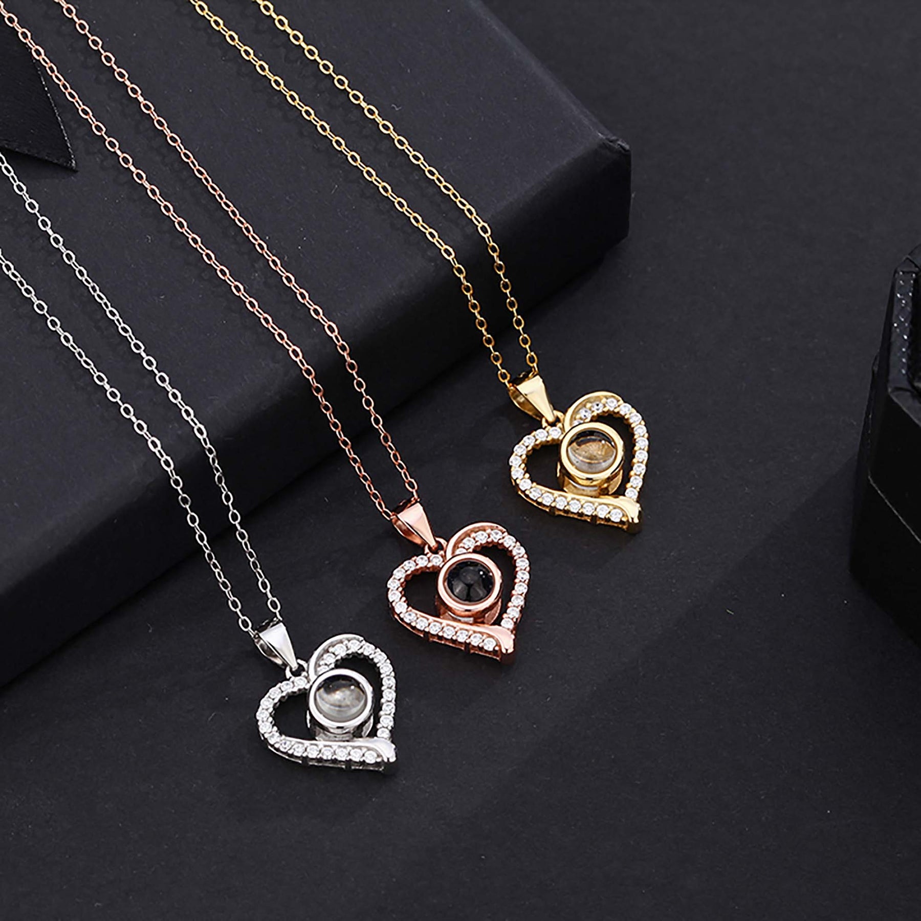 Photo Projection Necklace Pendant Jewelry for Lover Girlfriend 2022