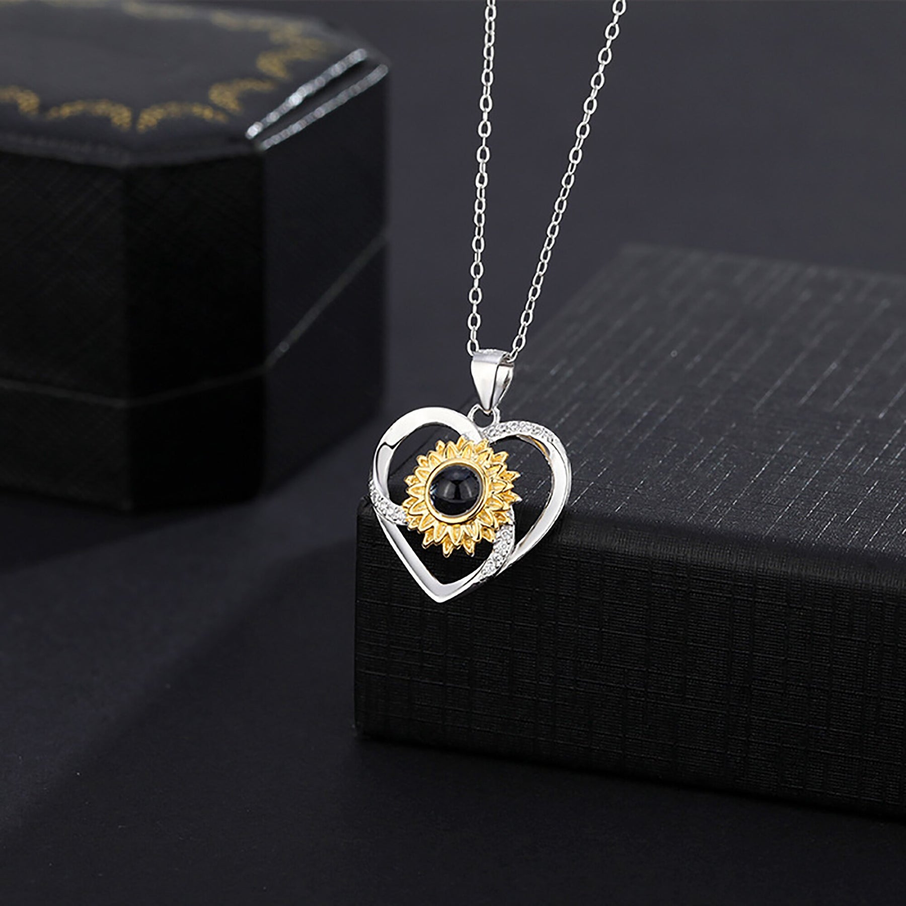 Love sunflower with customized photos Photo Projection Necklace Key Chain Jewelry