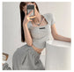 Gebogene Crop Tops Damen Sommer Quadratischer Kragen Kurzarm T-Shirt Mode Schlanke Frau