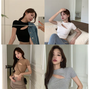 T-Shirt Frauen Sommer Hohl Rundhalsausschnitt Cropped Tops Unregelmäßige eng anliegende Kurzarm