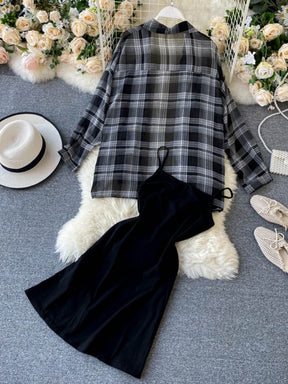 Zweiteiliges Set mit langen Ärmeln, Plaid, grauen Mänteln, schmalem Kleid mit Spaghettiträgern