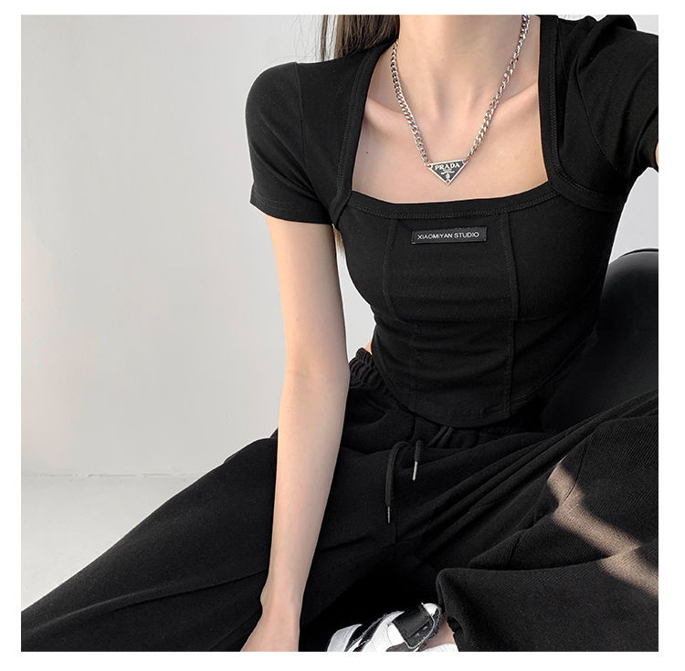 Gebogene Crop Tops Damen Sommer Quadratischer Kragen Kurzarm T-Shirt Mode Schlanke Frau