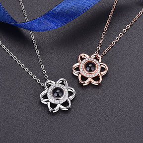 Flowers that can be customized for photosProjection Necklace Pendant Jewelry