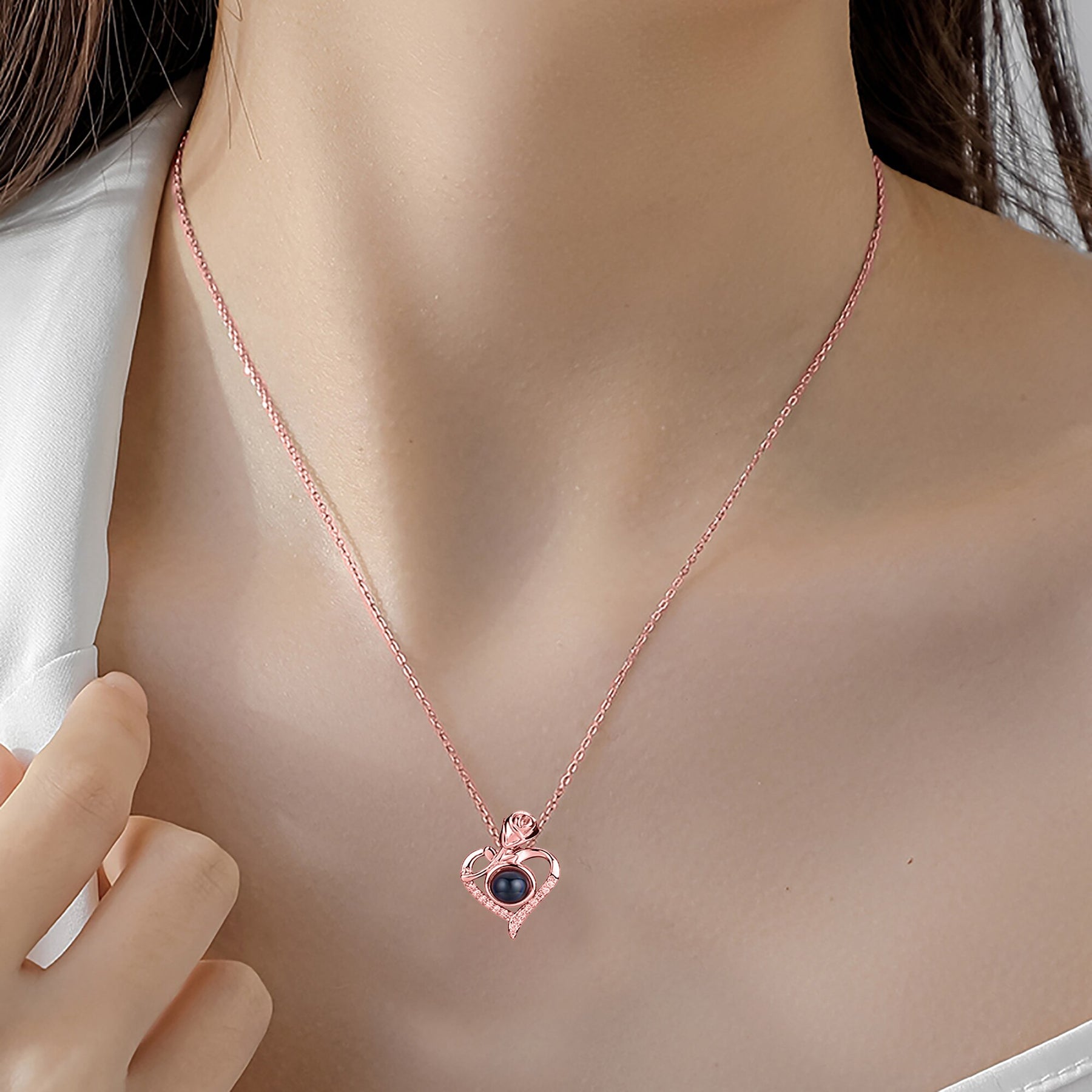 Love Rose with Customized PhotosProjection Necklace Pendant Jewelry For Lover Girlfriend