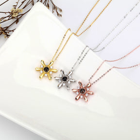 Snowflake Shaped Projection Necklace Photo Charming Jewelry Memorial Gifts