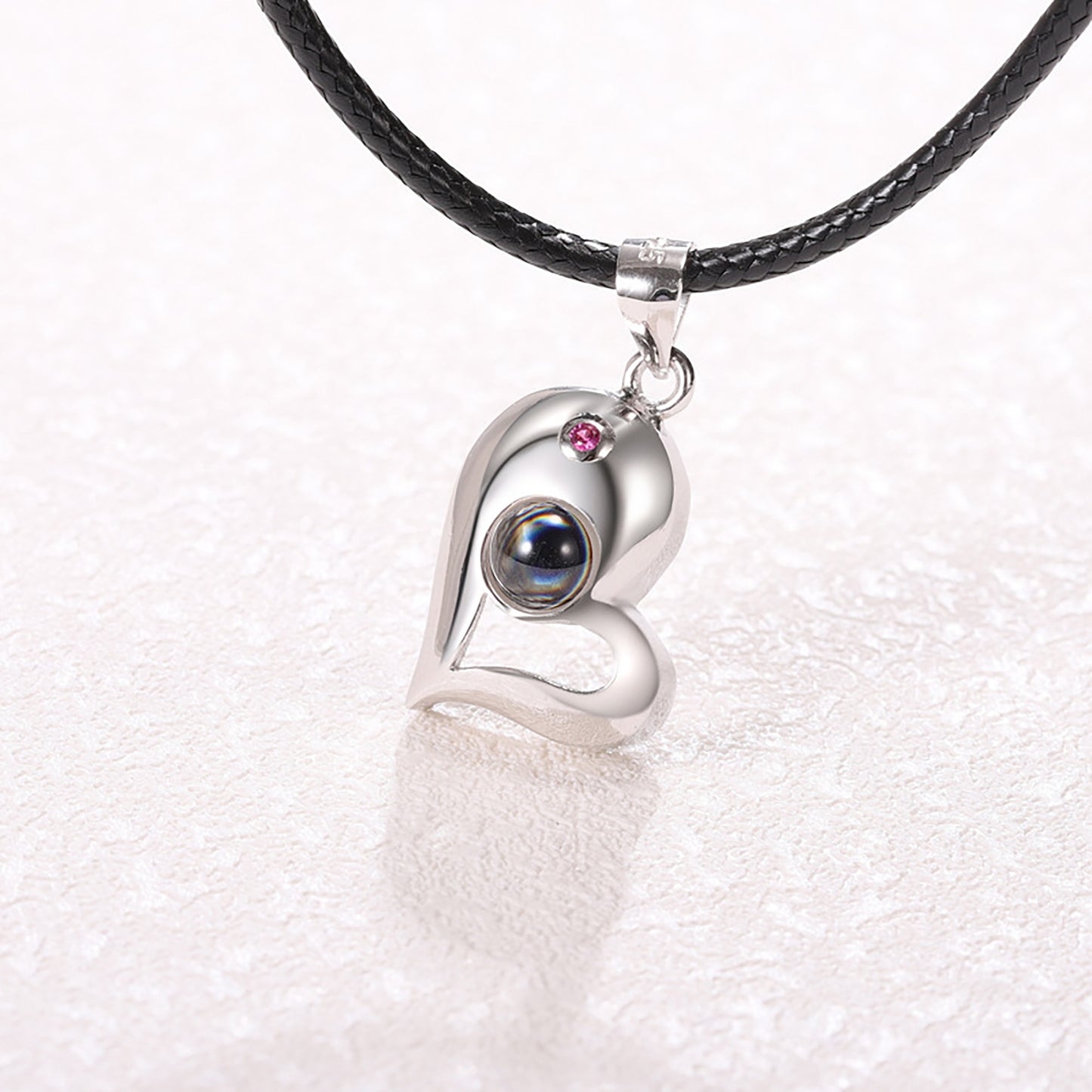 1 Pair Name Couple Heart Shape 100 Languages I Love You Projection Pendant Necklace