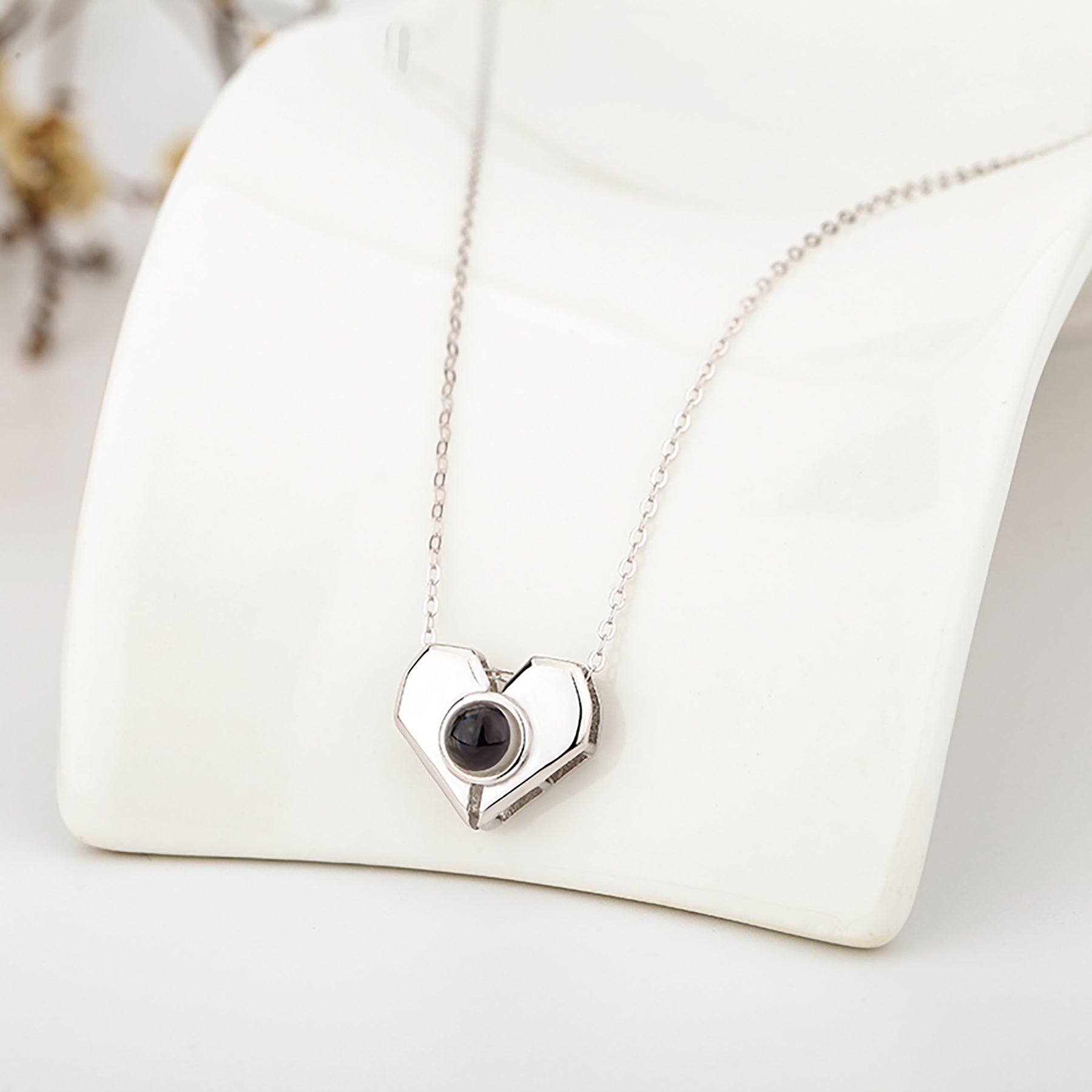 Personalized Heart Shaped Projection Necklace Custom Photo Pendan