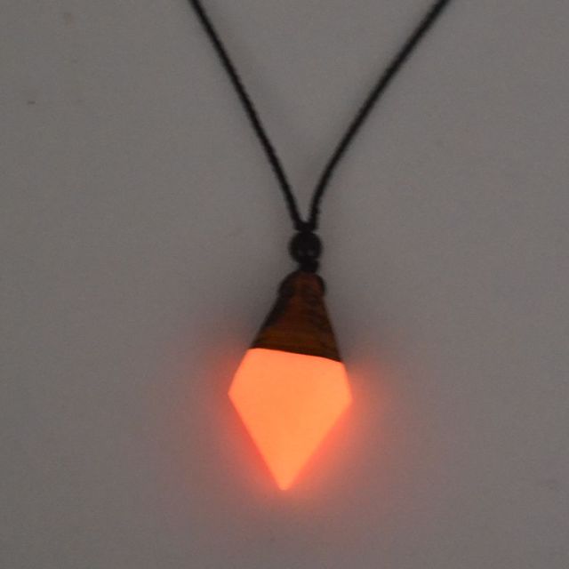 Luminous necklace, women's and men's fashion jewelry