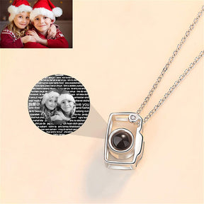 Collana di proiezione a forma di fotocamera classica personalizzata Ciondolo con nome personalizzato con foto